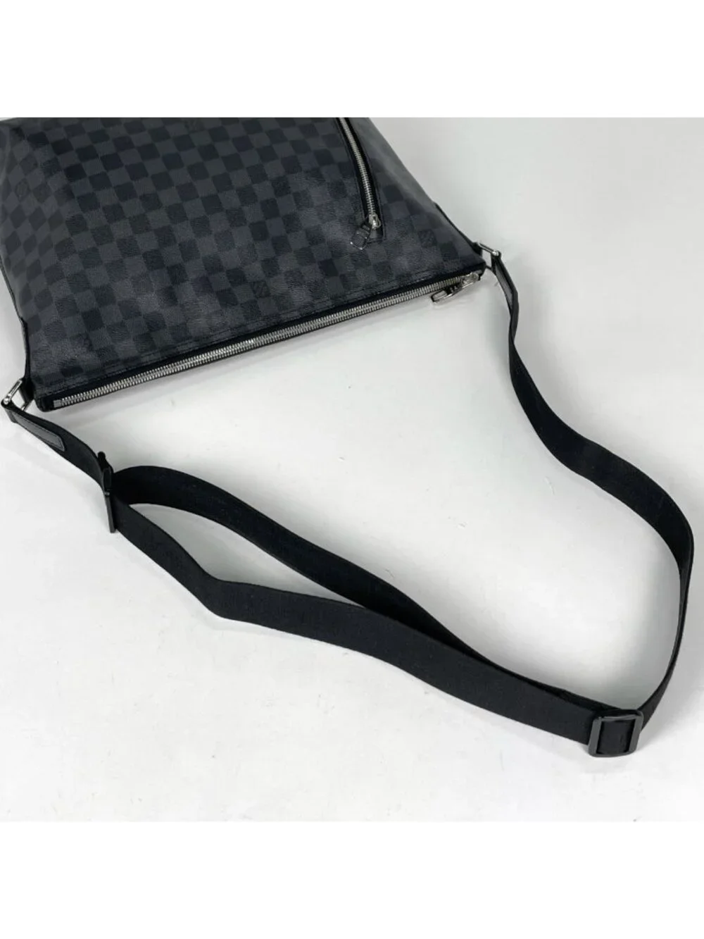Louis Vuitton Mick MM Shoulder Bag Crossbody Damier Graphite Black